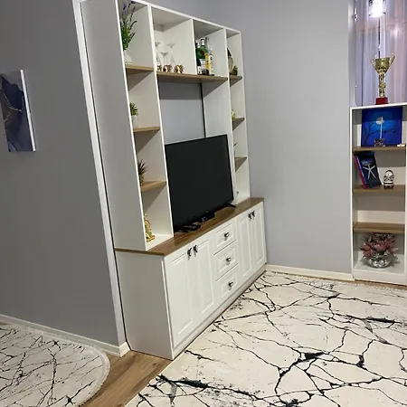 Апартаменты One Bedroom View Поградец