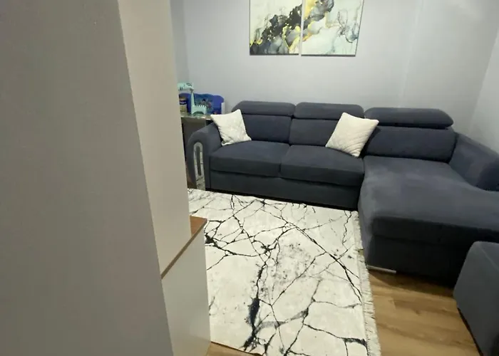 One Bedroom View פוגרדץ